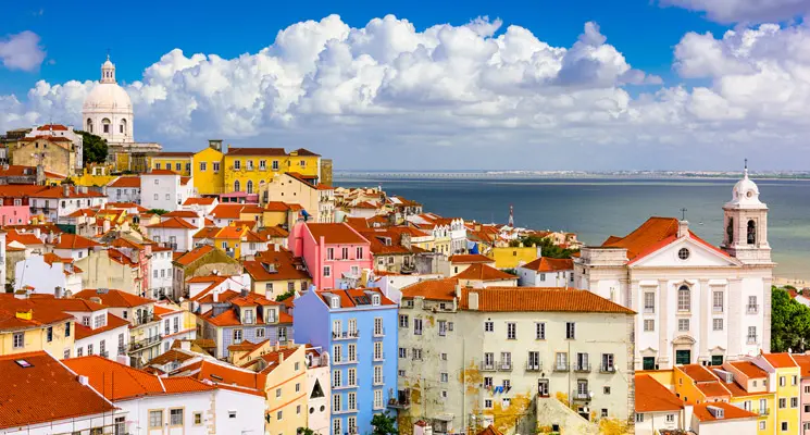 Les célébrités investissent au Portugal episode artwork