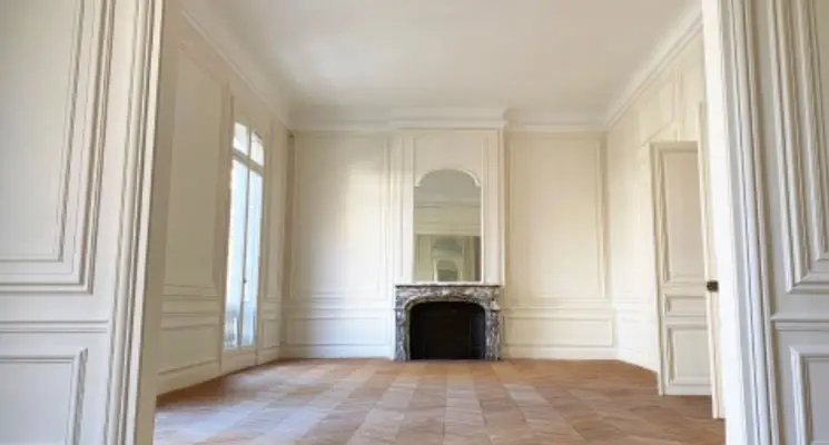 Succession immobilière à Paris : apprenez à faire le vide ! episode artwork