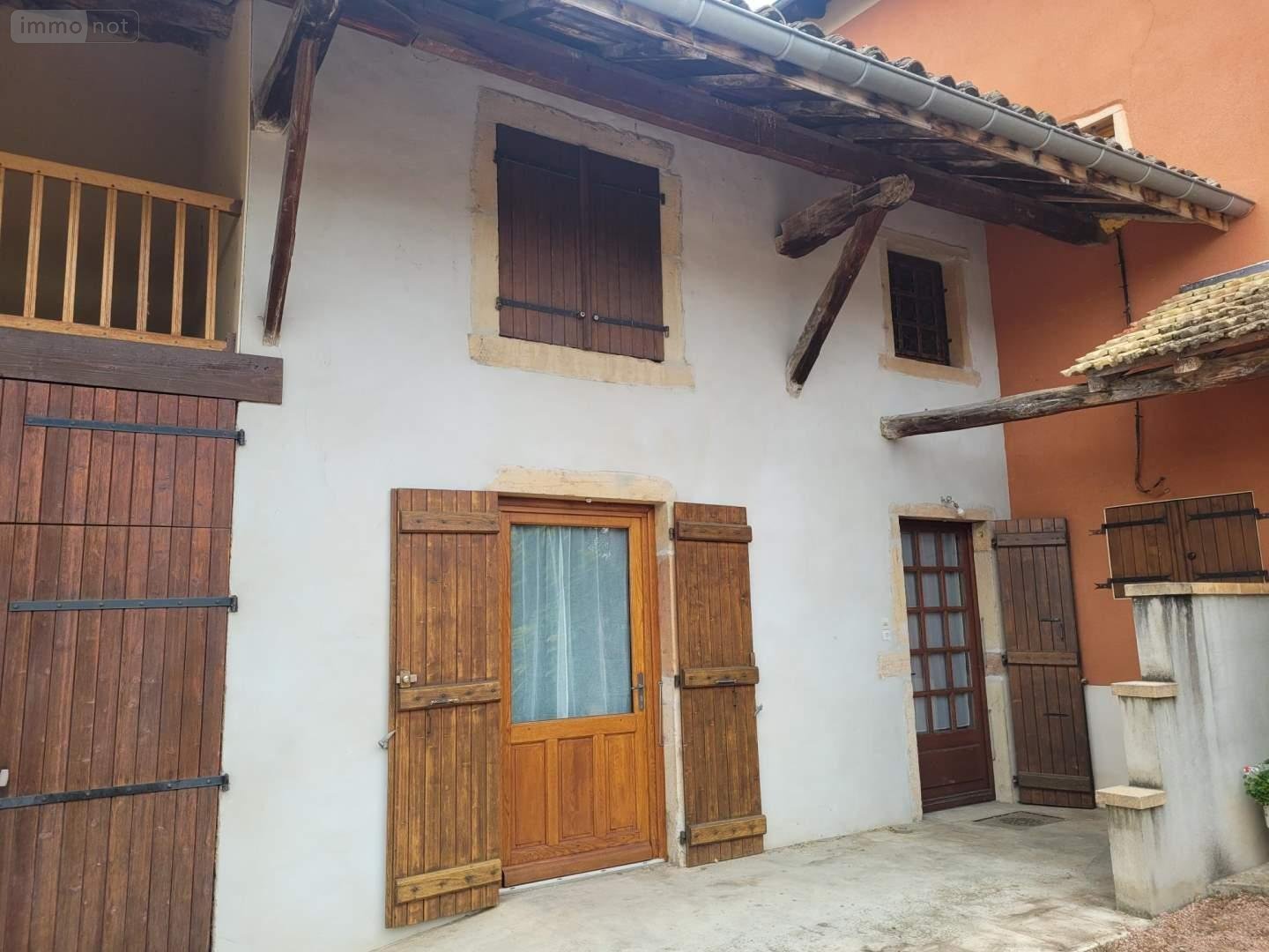 Location appartement Cormoranche-sur-Saône 01290 Ain 121 m2 4 pièces 710 euros
