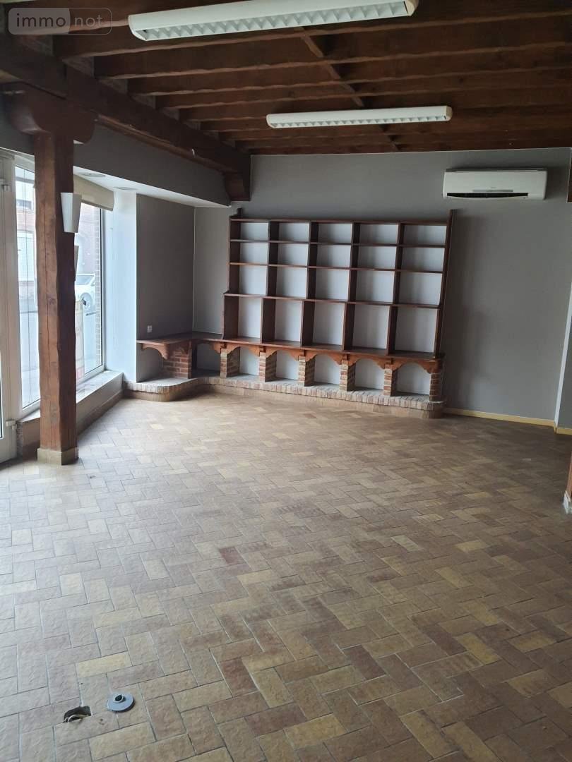 Location fonds et murs commerciaux Guise 02120 Aisne 65 m2  400 euros