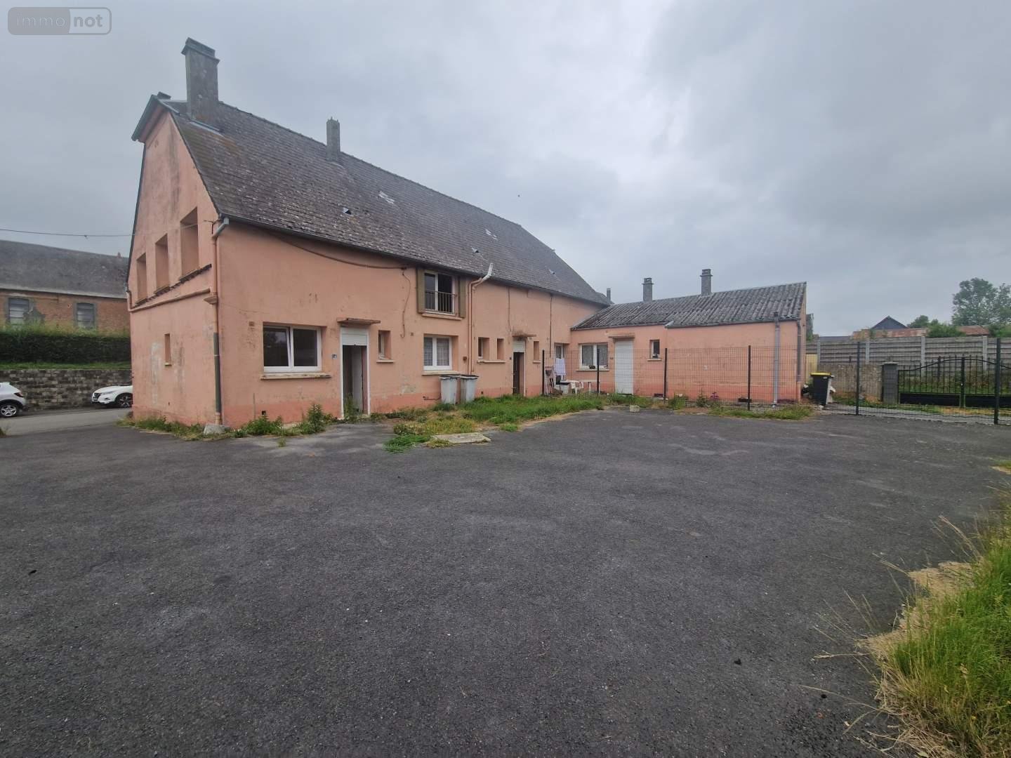 Immeuble a vendre La Neuville-lès-Dorengt 02450 Aisne 297 m2  116500 euros