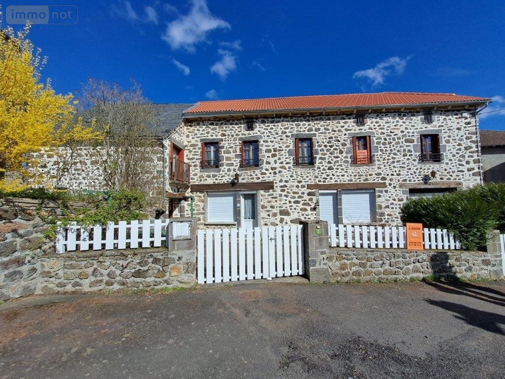 Maison a vendre Coren 15100 Cantal 200 m2 11 pièces 90900 euros