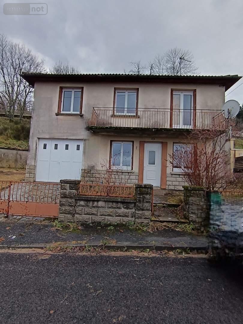 Maison a vendre Riom-ès-Montagnes 15400 Cantal 82 m2 5 pièces 110000 euros