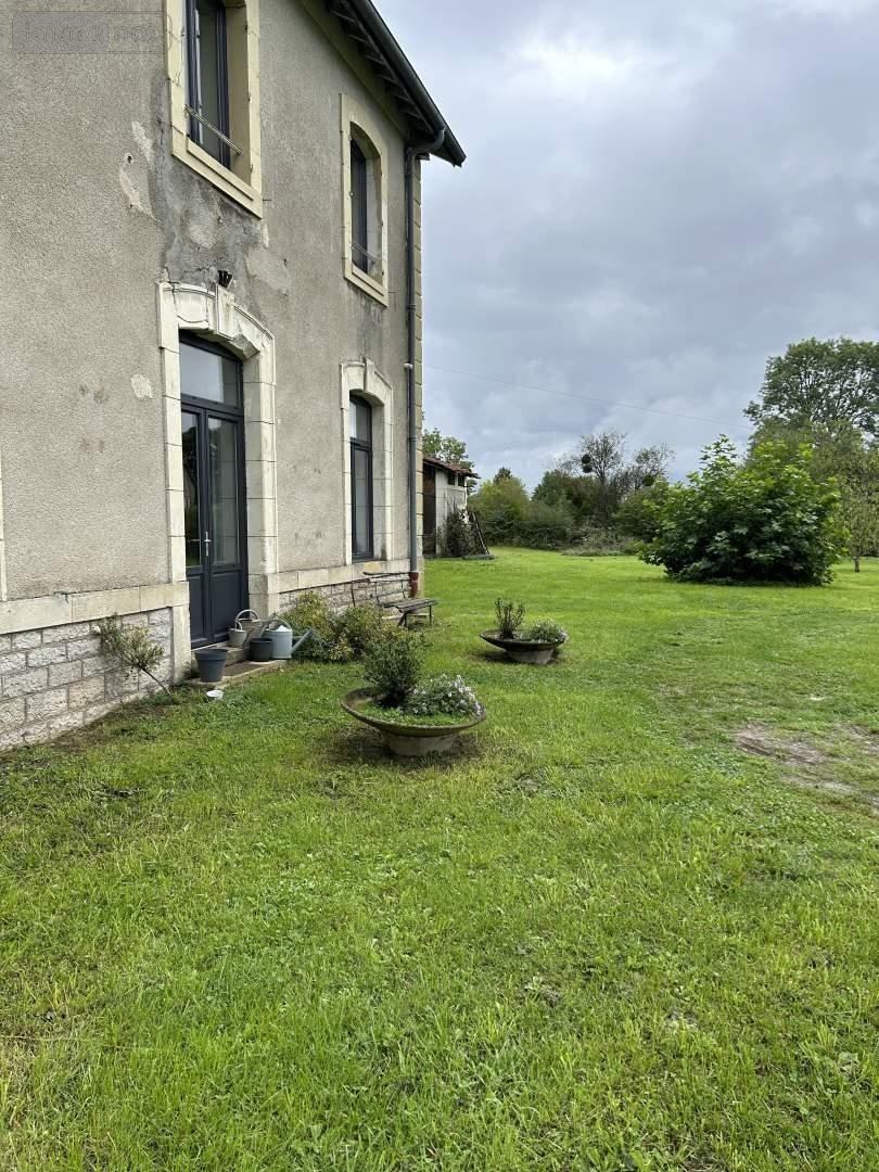 Maison a vendre Pouilly-en-Auxois 21320 Côte-d'Or 140 m2 4 pièces 199000 euros