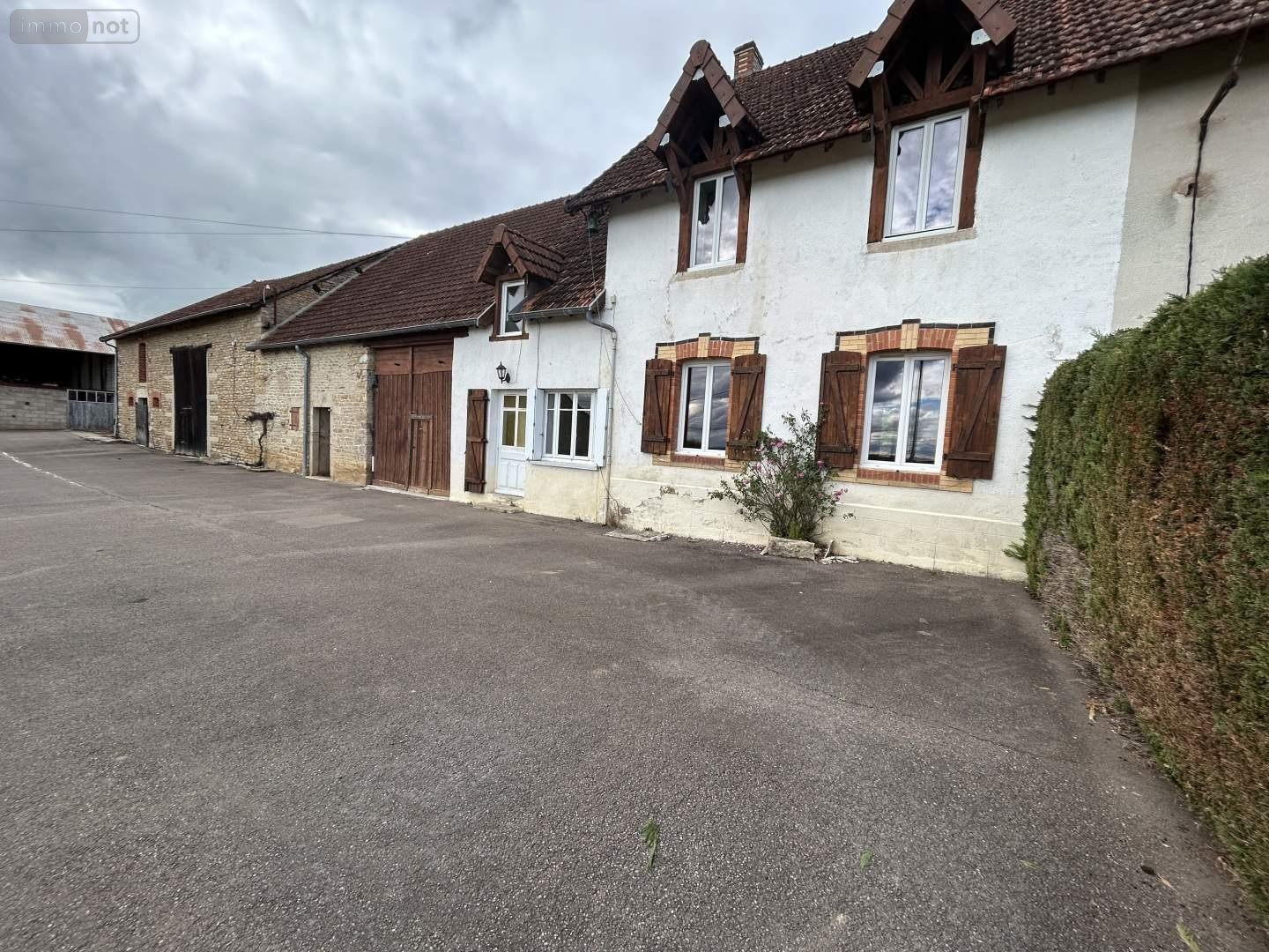 Maison a vendre Pouilly-en-Auxois 21320 Côte-d'Or 140 m2 6 pièces 120000 euros