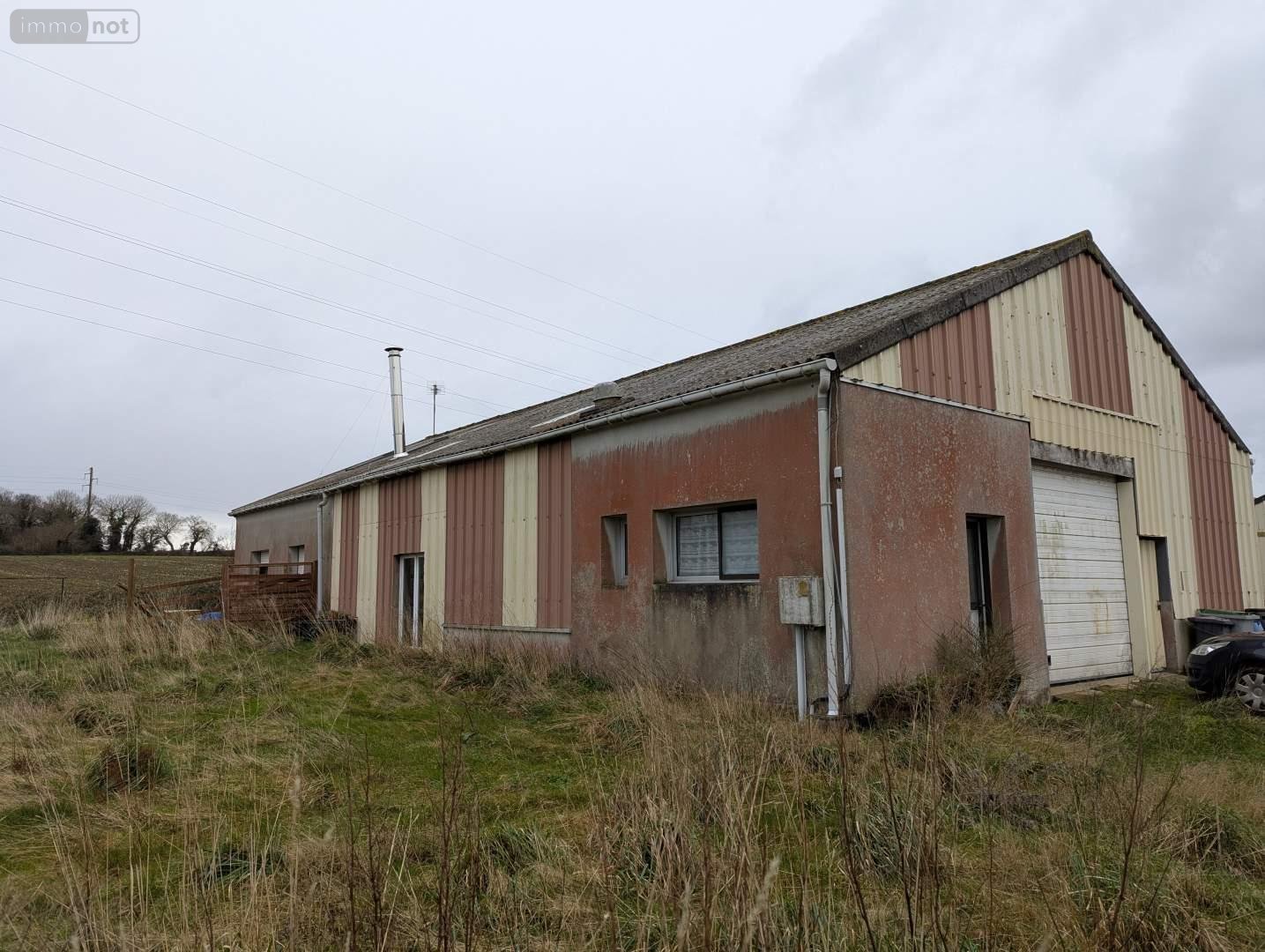 Immeuble a vendre Douarnenez 29100 Finistère 255 m2  147000 euros