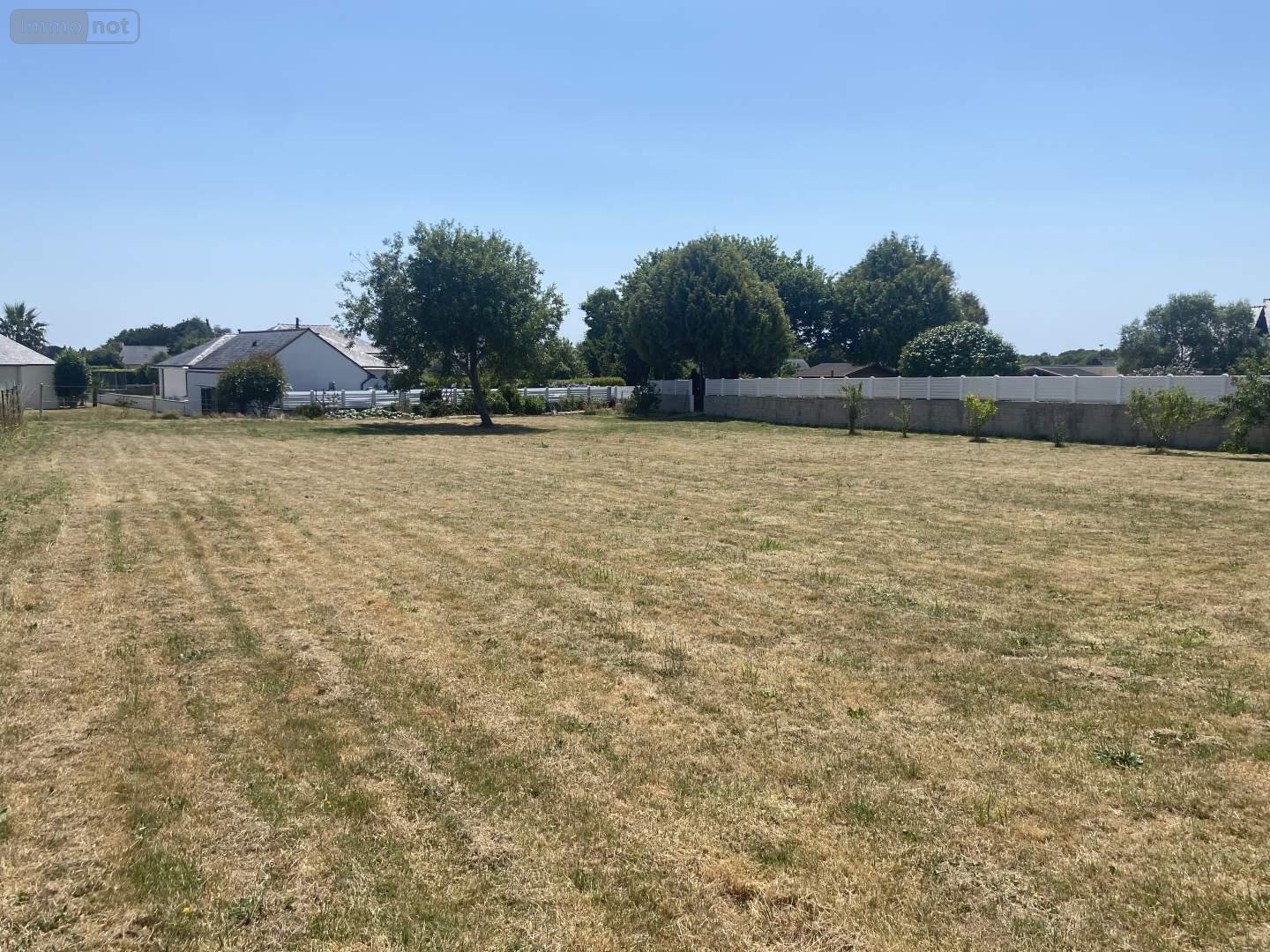 Terrain a batir a vendre Tréméoc 29120 Finistère 1685 m2  178500 euros