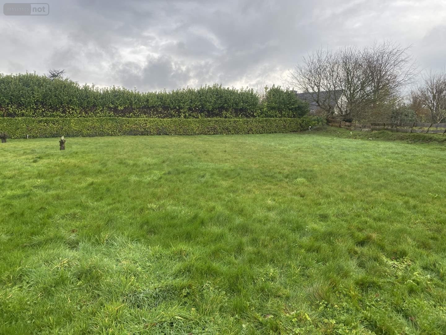 Terrain a batir a vendre Lanmeur 29620 Finistère 600 m2  48000 euros