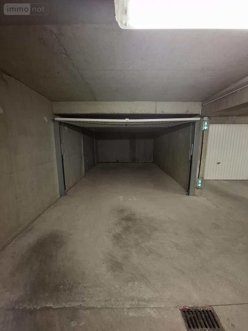 Garage et parking a vendre Rennes 35000 Ille-et-Vilaine  20000 euros