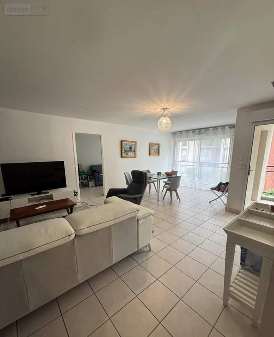 Location appartement Saint-Grégoire 35760 Ille-et-Vilaine 96 m2 4 pièces 1400 euros