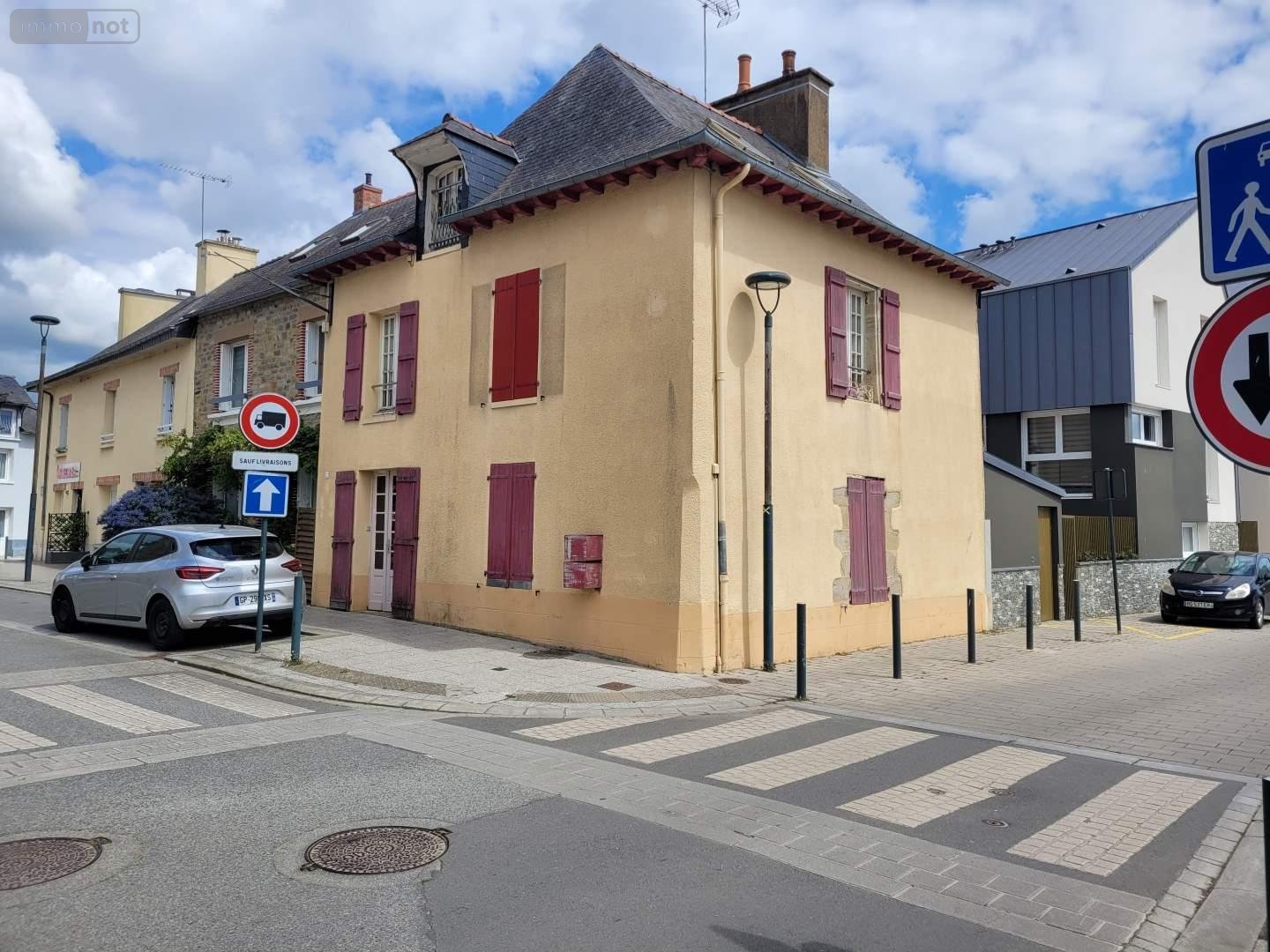 Immeuble a vendre Servon-sur-Vilaine 35530 Ille-et-Vilaine 80 m2  162050 euros
