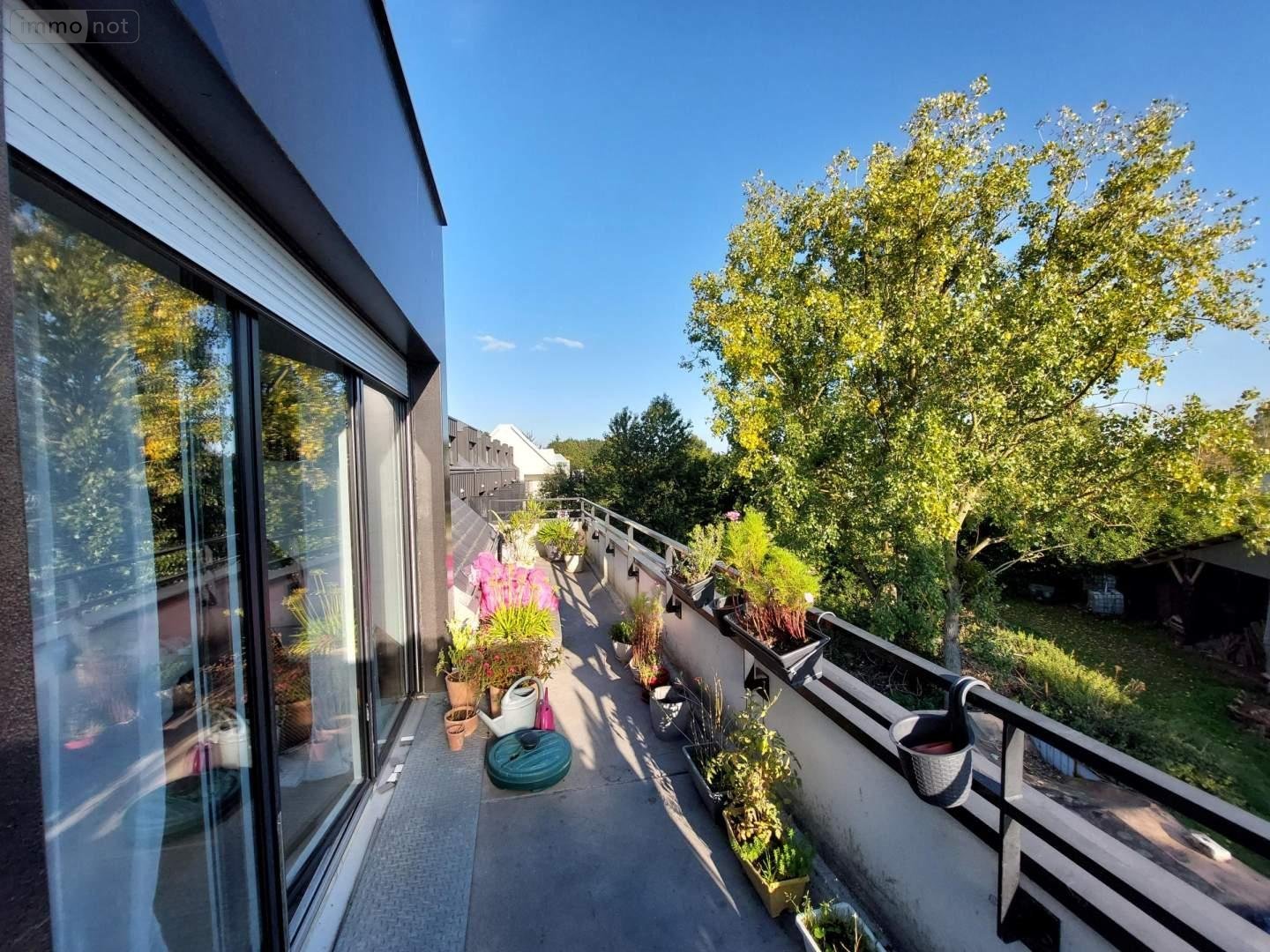 Appartement a vendre L'Hermitage 35590 Ille-et-Vilaine 68 m2 3 pièces 222600 euros