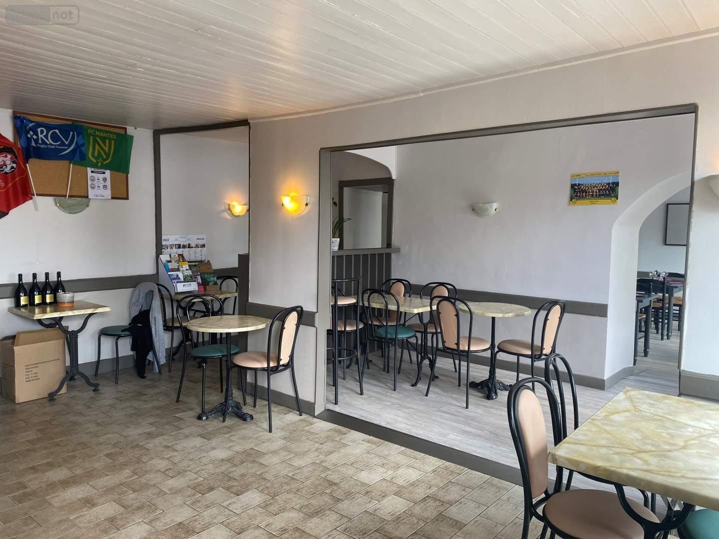 Immeuble a vendre Mordelles 35310 Ille-et-Vilaine 230 m2  286000 euros