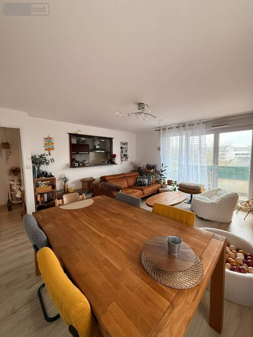 Appartement a vendre Rennes 35000 Ille-et-Vilaine 64 m2 3 pièces 239200 euros