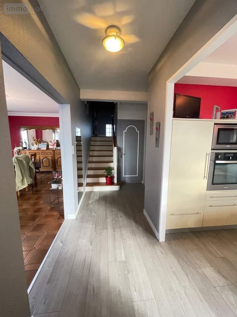 Maison a vendre Châteaubourg 35220 Ille-et-Vilaine 134 m2 7 pièces 344800 euros