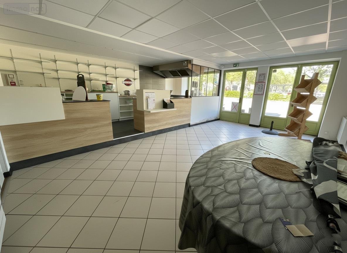 Immeuble a vendre La Guerche-de-Bretagne 35130 Ille-et-Vilaine 150 m2  99980 euros