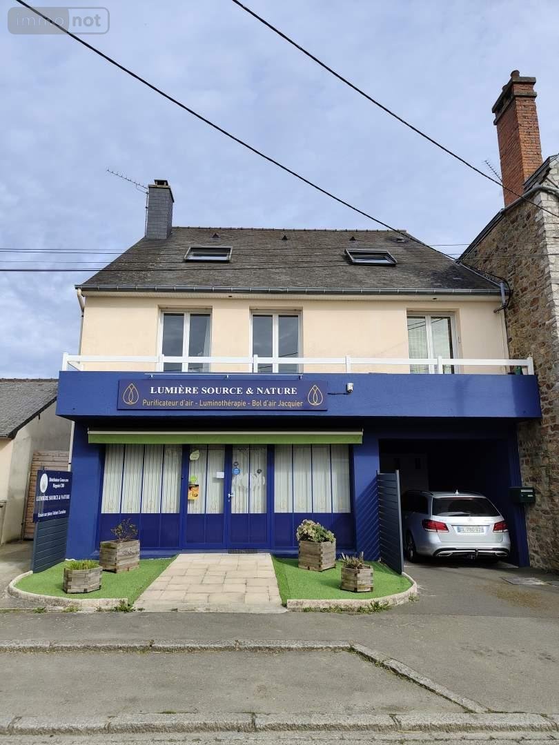 Immeuble a vendre Retiers 35240 Ille-et-Vilaine 319 m2  387600 euros