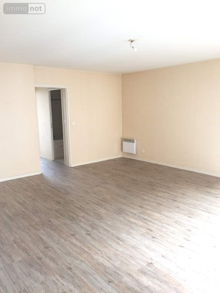 Location appartement Tours 37000 Indre-et-Loire 77 m2 3 pièces 870 euros