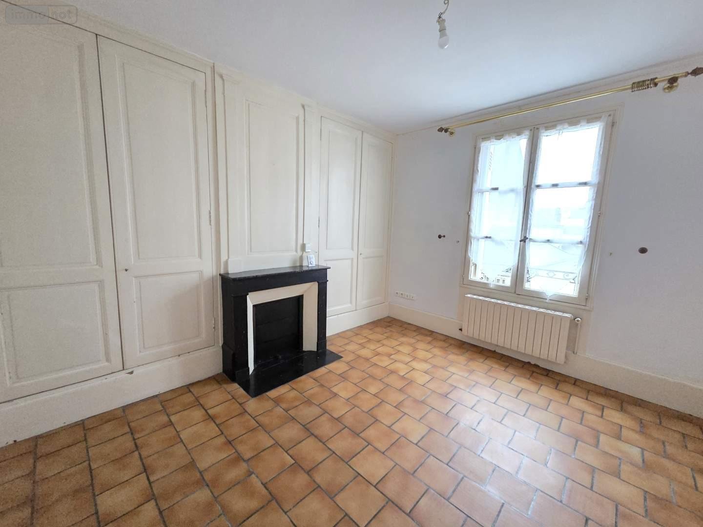 Location appartement Tours 37000 Indre-et-Loire 35 m2 2 pièces 599 euros