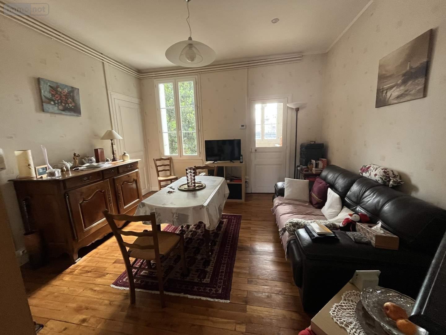 Appartement a vendre Tours 37000 Indre-et-Loire 44 m2 2 pièces 148400 euros