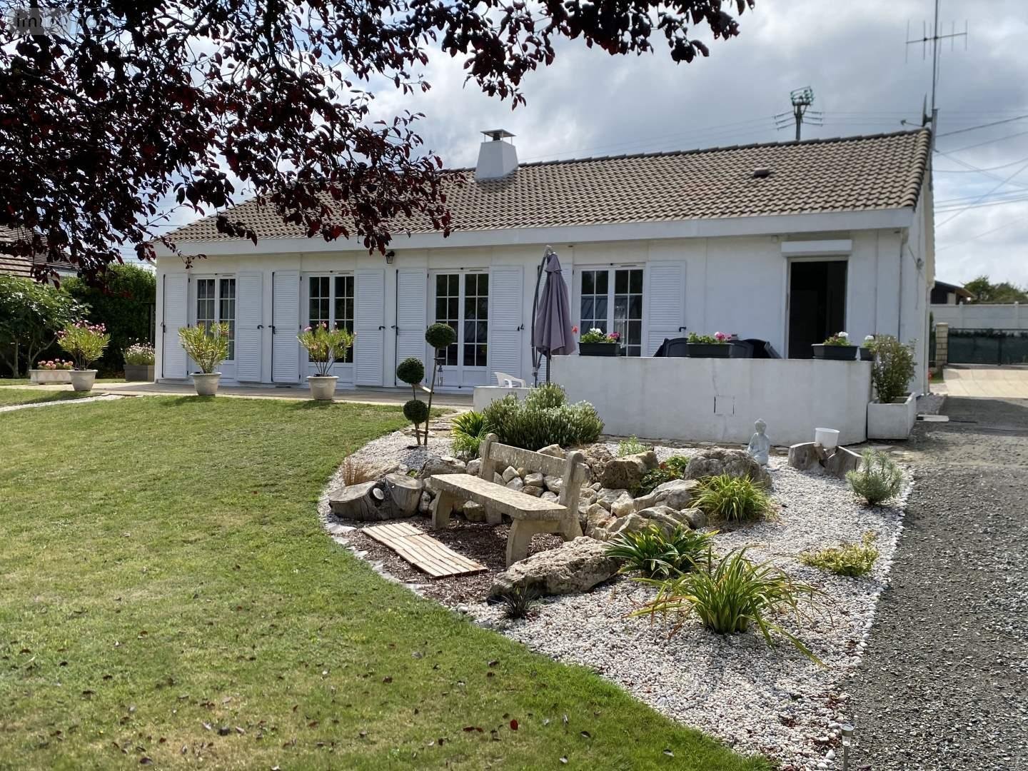 Maison a vendre Pernay 37230 Indre-et-Loire 121 m2 5 pièces 414960 euros