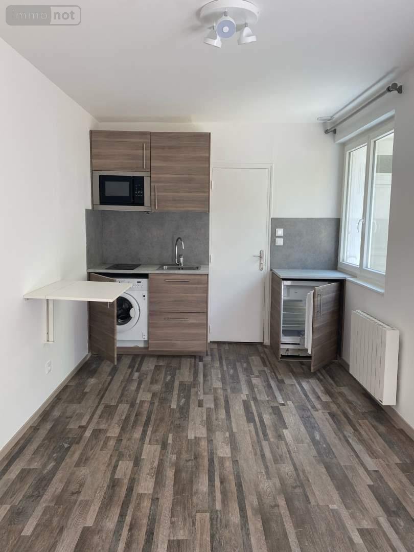 Location appartement Tours 37000 Indre-et-Loire 30 m2 2 pièces 590 euros