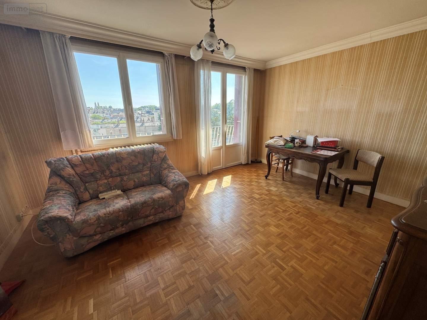 Appartement a vendre Tours 37000 Indre-et-Loire 49 m2 2 pièces 145824 euros