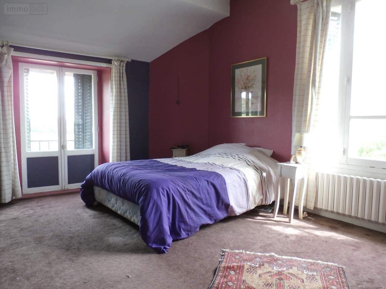 Propriete à vendre CravantlesCôteaux 37500 IndreetLoire 11 pièces