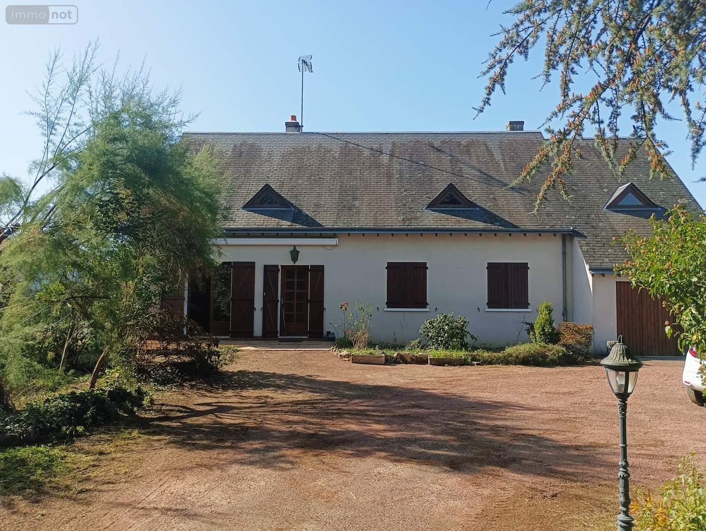 Location maison Fréteval 41160 Loir-et-Cher 121 m2 4 pièces 800 euros