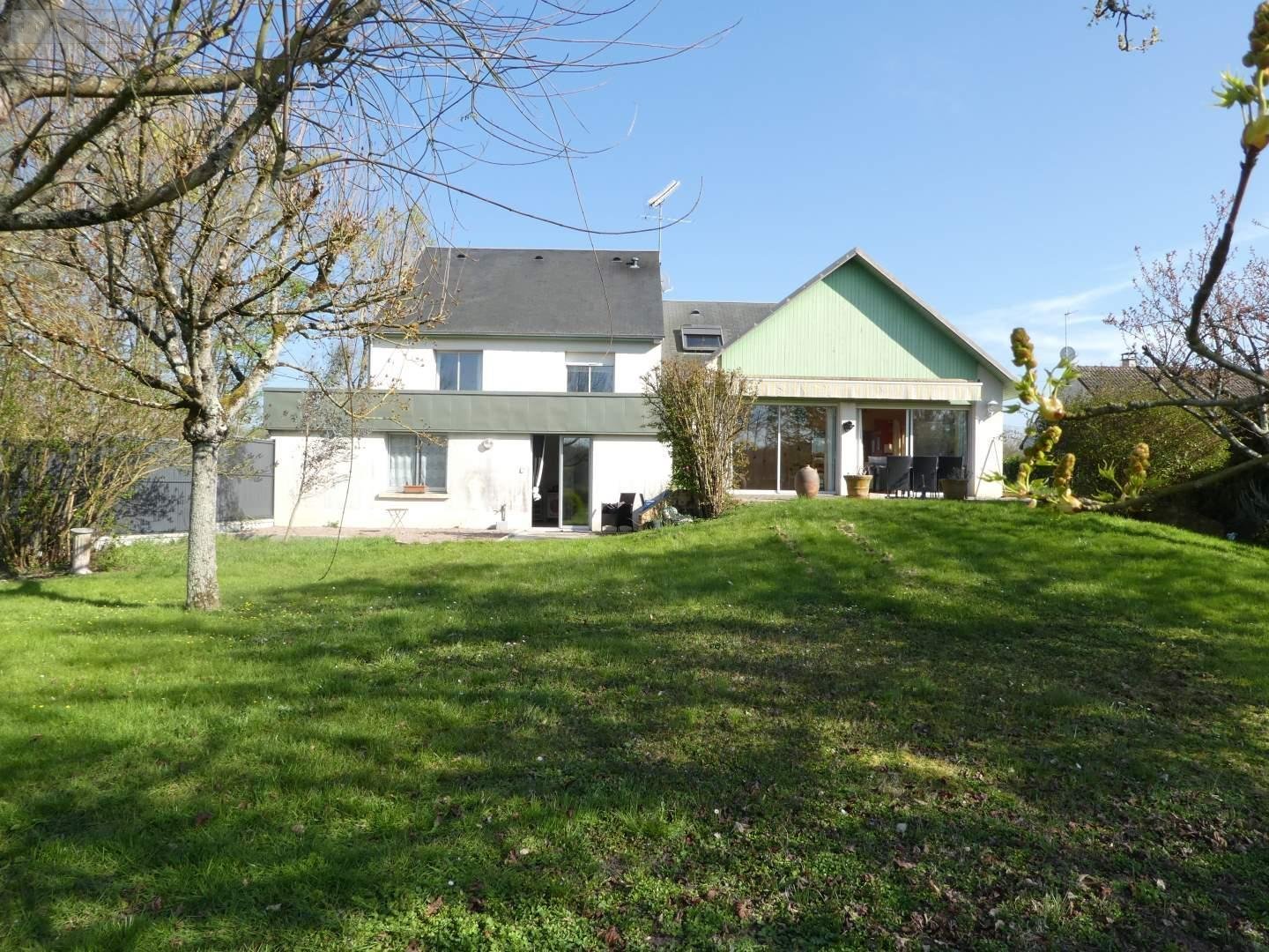 Maison a vendre Villemandeur 45700 Loiret 133 m2 8 pièces 260750 euros