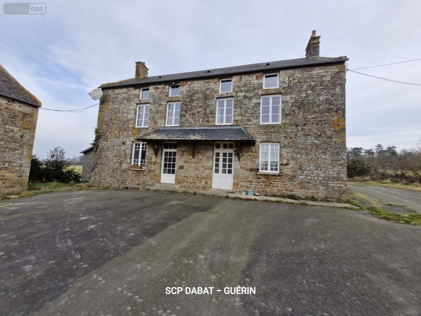 propriete a vendre Domfront-en-Poiraie 61700 Orne 169 m2 6 pièces 392200 euros