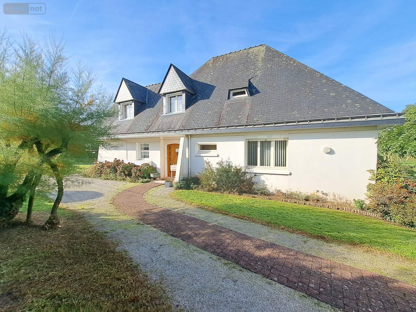 Maison a vendre Renazé 53800 Mayenne 210 m2 6 pièces 270560 euros