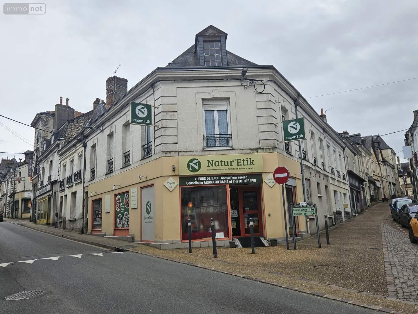 Immeuble a vendre Montval-sur-Loir 72500 Sarthe 196 m2  127200 euros