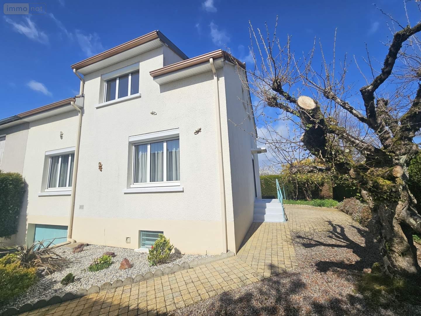 Maison a vendre Montval-sur-Loir 72500 Sarthe 109 m2 6 pièces 143100 euros