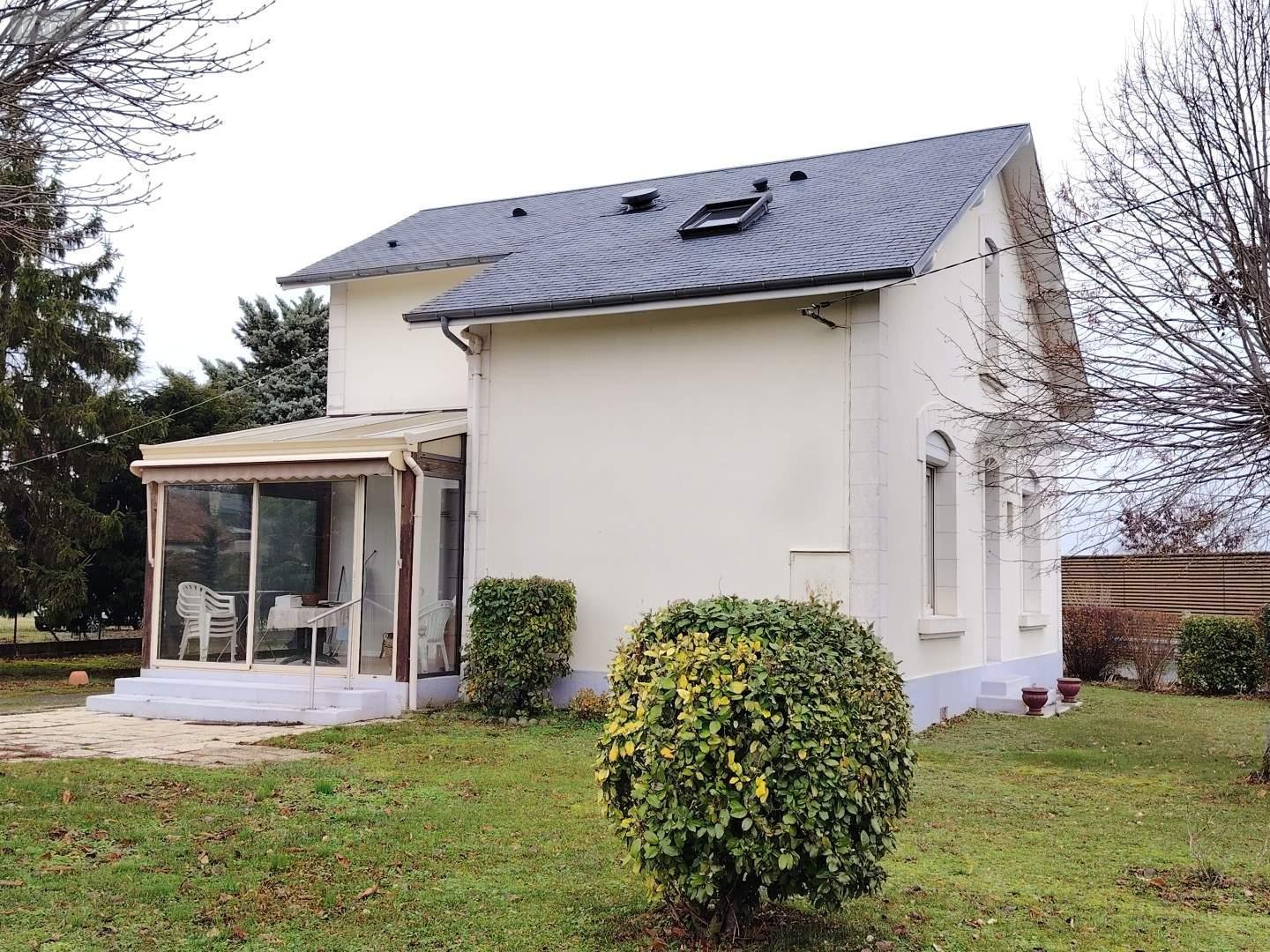 Maison a vendre Chasseneuil-du-Poitou 86360 Vienne 91 m2 4 pièces 233200 euros