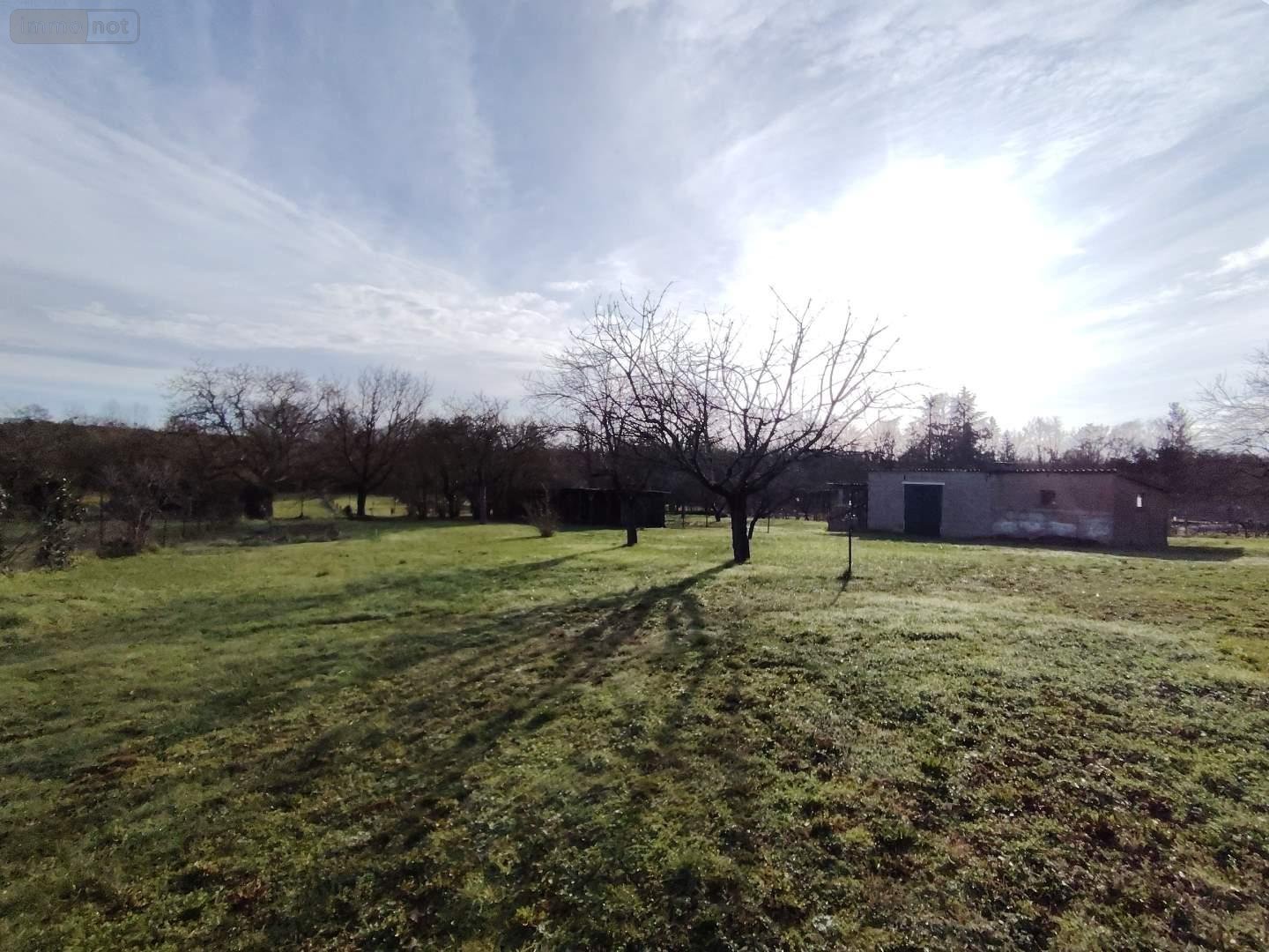 Terrain a batir a vendre Chasseneuil-du-Poitou 86360 Vienne 2100 m2  70200 euros