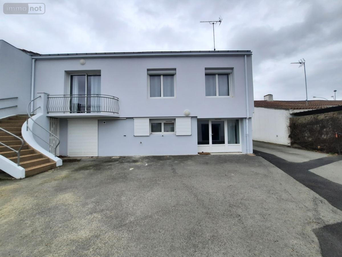 Location divers Challans 85300 Vendée 71 m2  450 euros