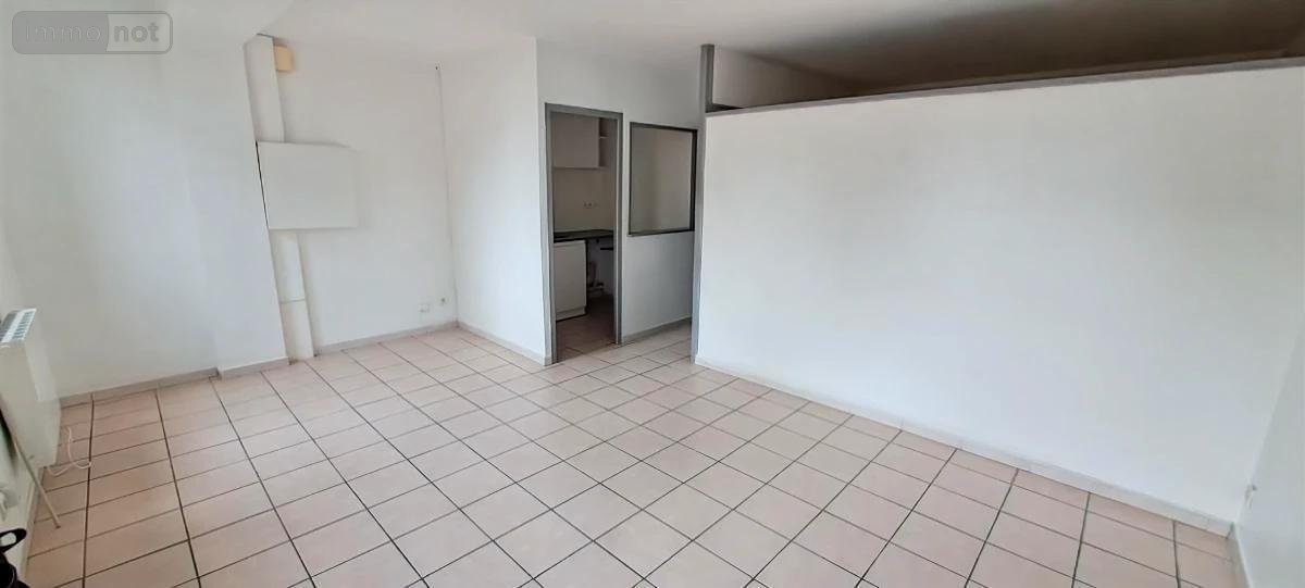 Location appartement Amiens 80000 Somme 35 m2  520 euros