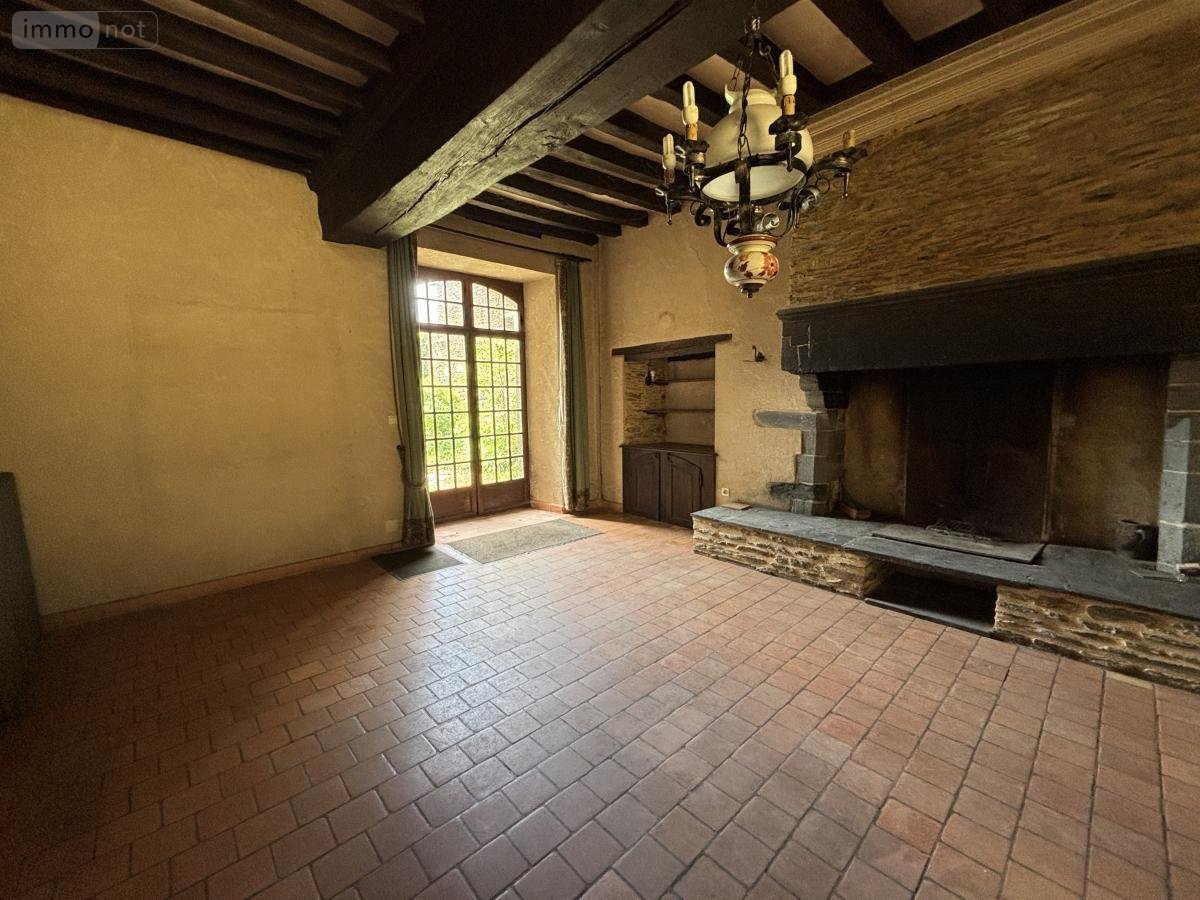 Maison a vendre Candé 49440 Maine-et-Loire 139 m2 14 pièces 117800 euros