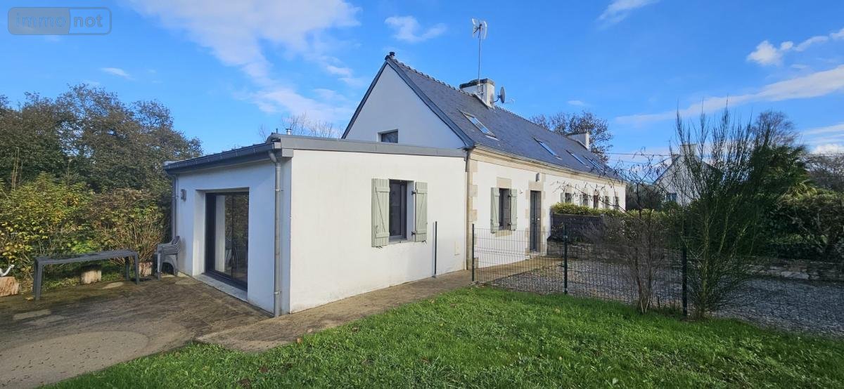 Immeuble a vendre Tréméoc 29120 Finistère 150 m2  367500 euros