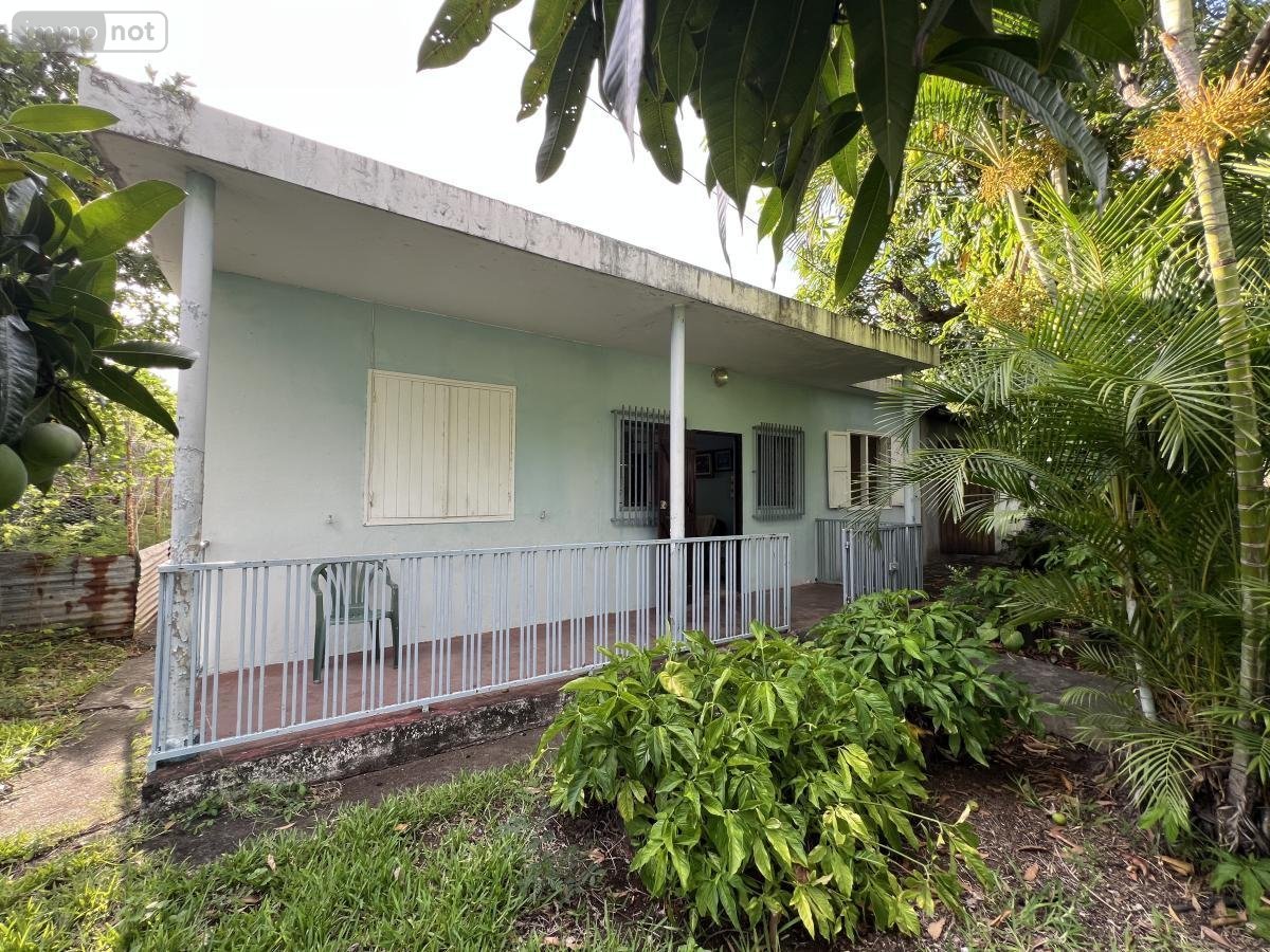 Maison a vendre Saint-Louis 97450 Réunion 90 m2 6 pièces 223300 euros
