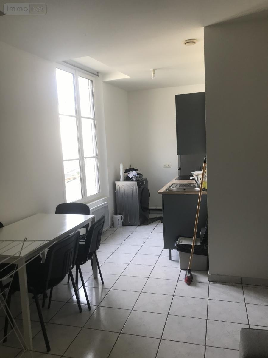 Location appartement Château-Renault 37110 Indre-et-Loire 45 m2  450 euros