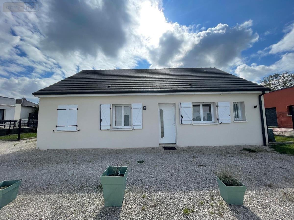 Location maison Naveil 41100 Loir-et-Cher 80 m2 4 pièces 780 euros