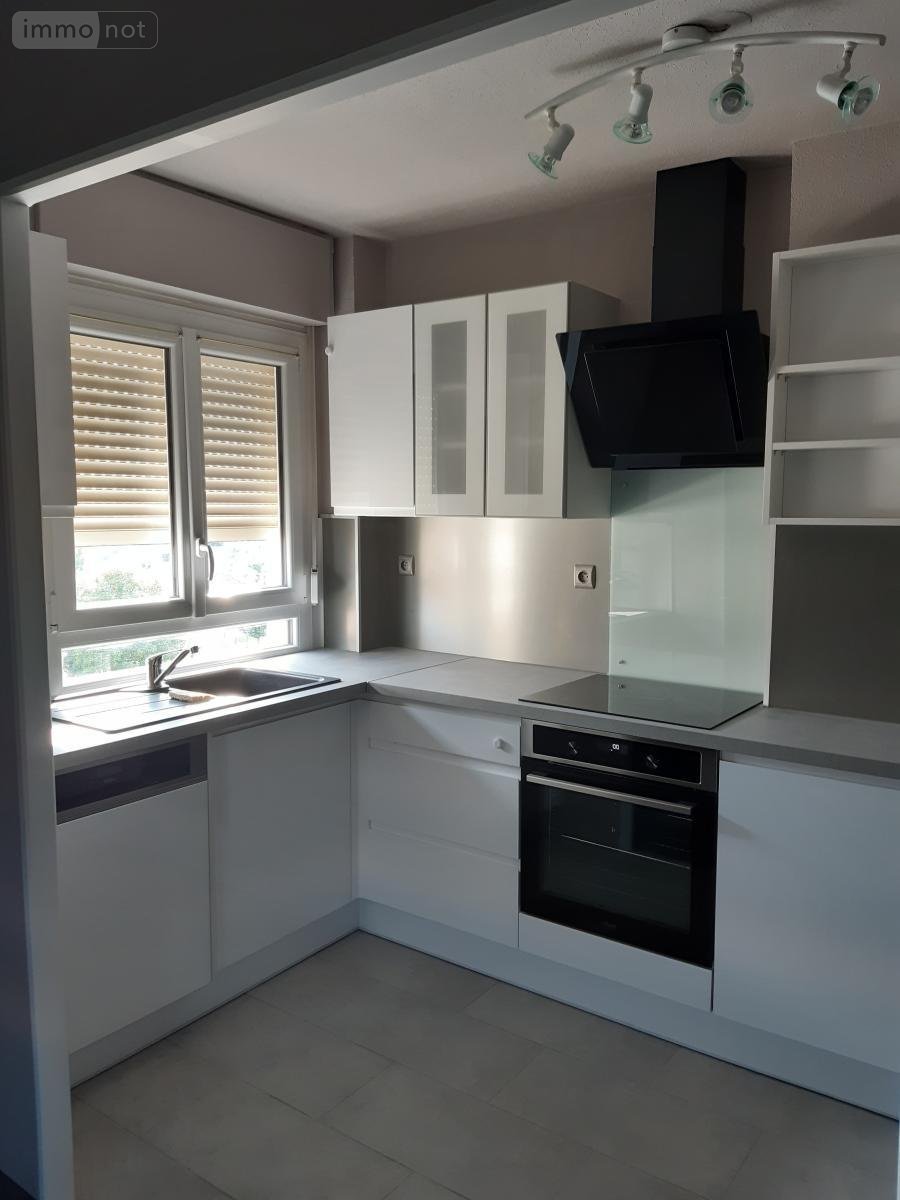 Location appartement Saint-Memmie 51470 Marne 67 m2  725 euros
