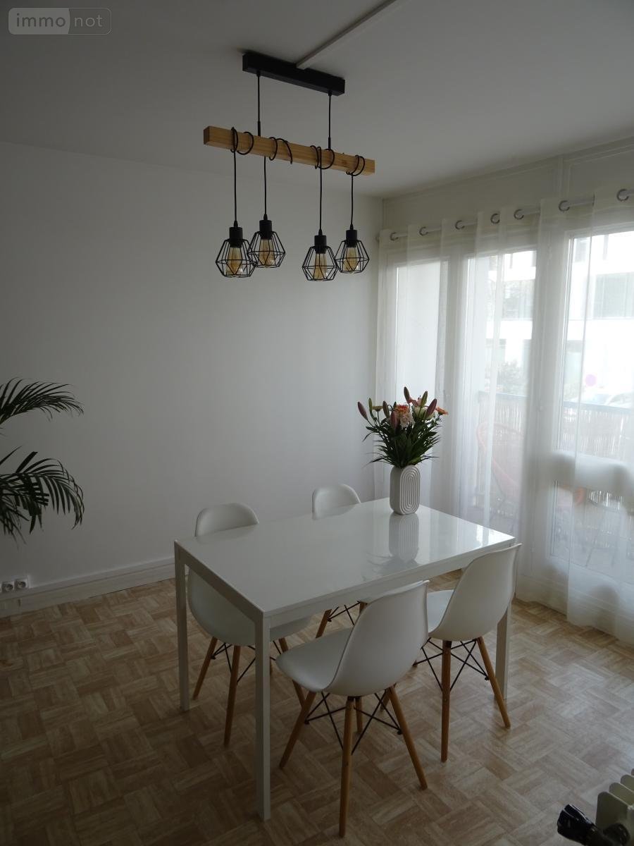 Appartement a vendre Rennes 35000 Ille-et-Vilaine 63 m2  143000 euros