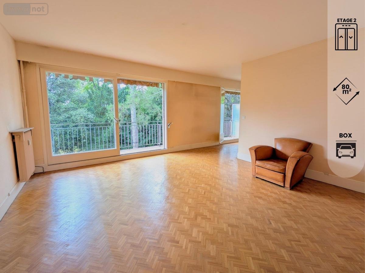 Appartement a vendre Tours 37000 Indre-et-Loire 80 m2 3 pièces 157320 euros