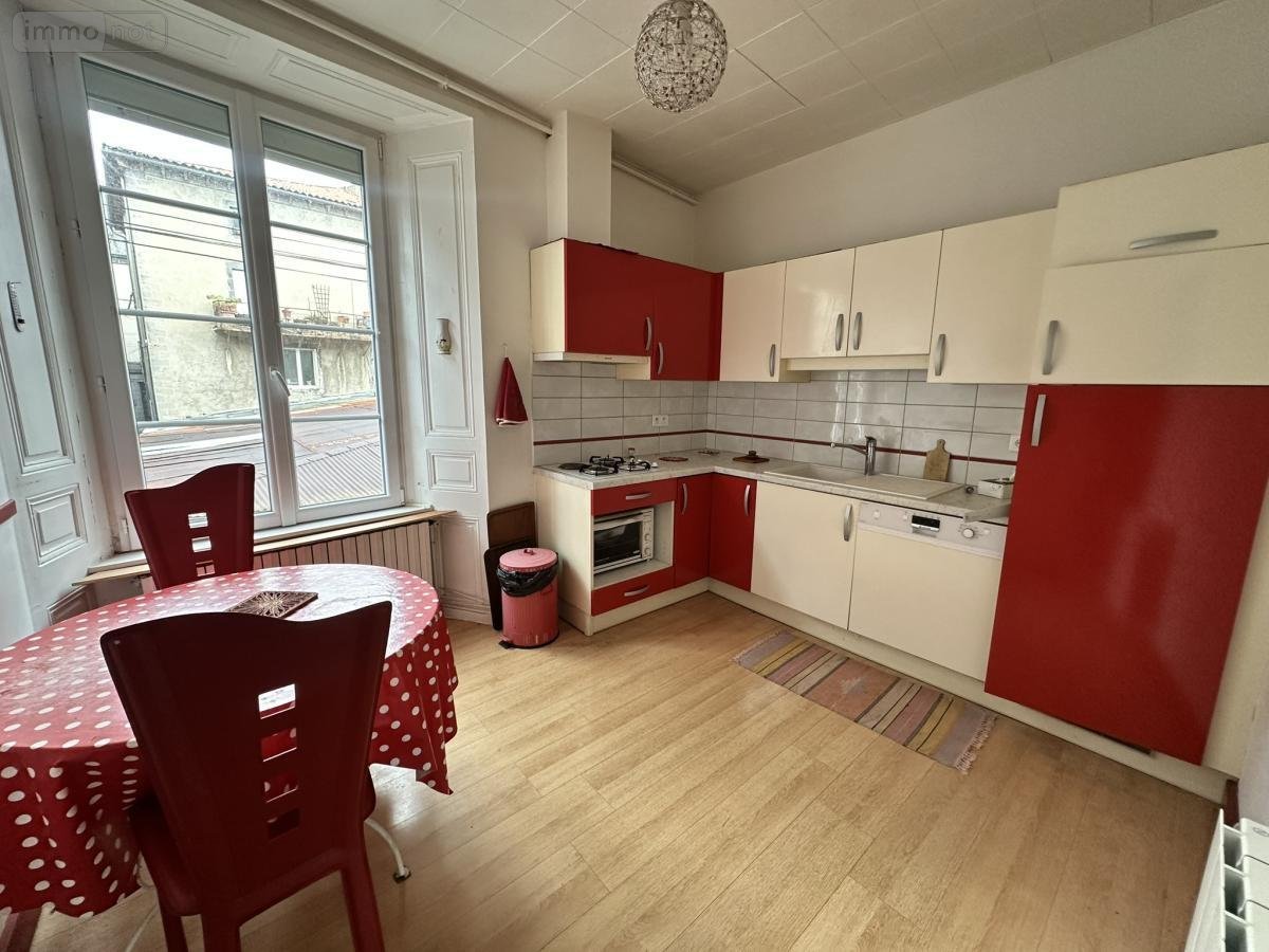 Appartement a vendre Saint-Flour 15100 Cantal 98 m2  116600 euros