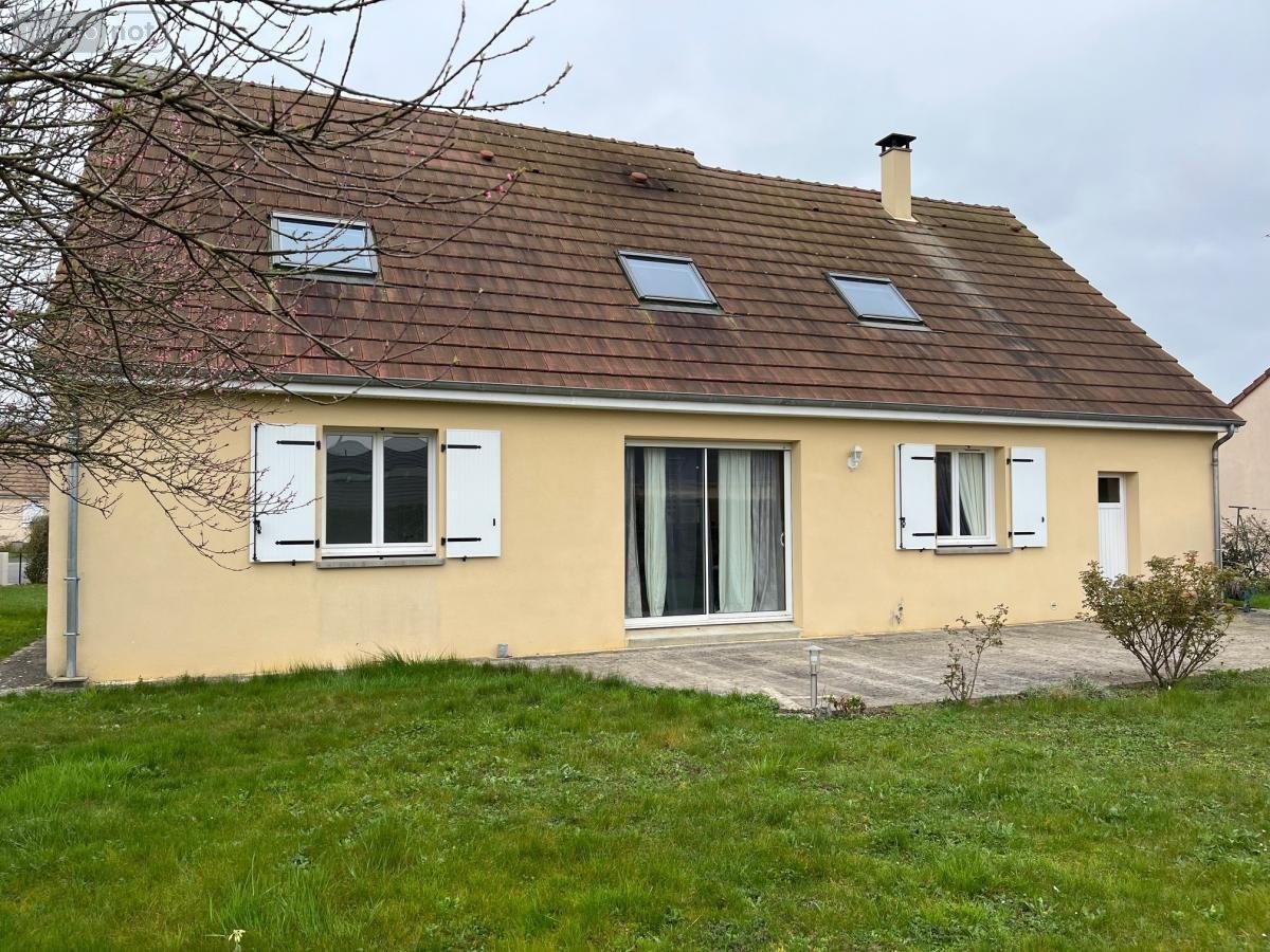 Maison a vendre Maresché 72170 Sarthe 152 m2 7 pièces 214180 euros