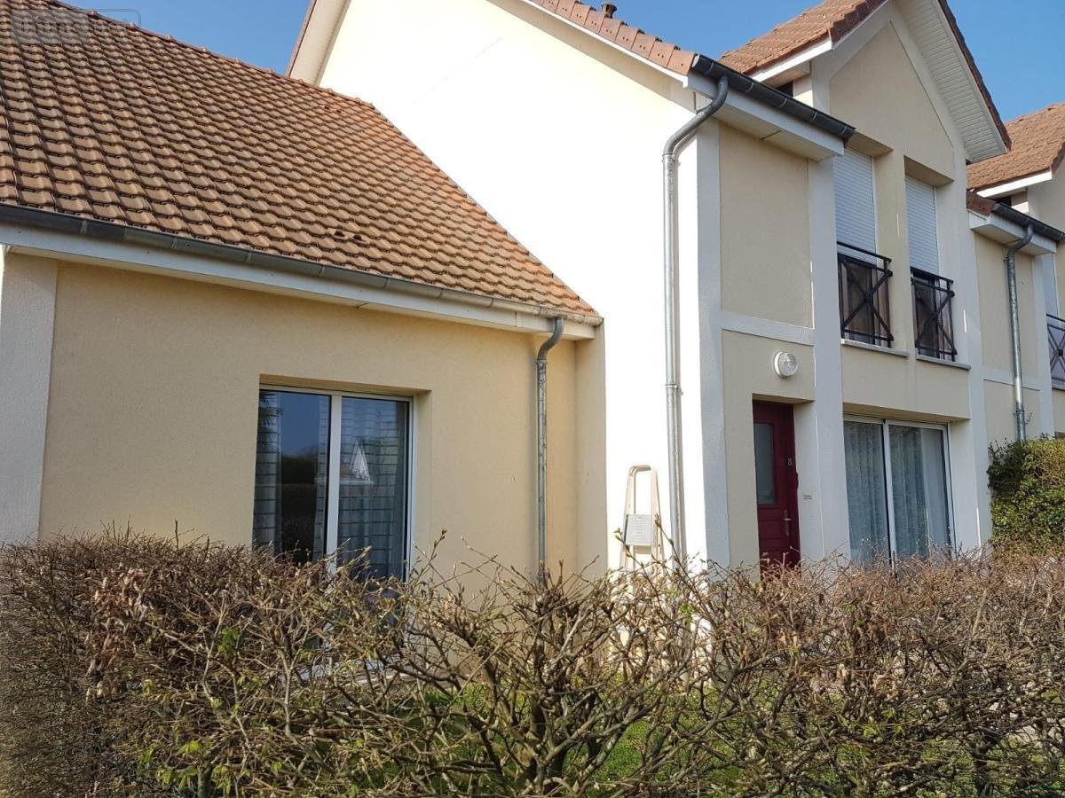 Location maison Le Neubourg 27110 Eure 67 m2 4 pièces 763 euros