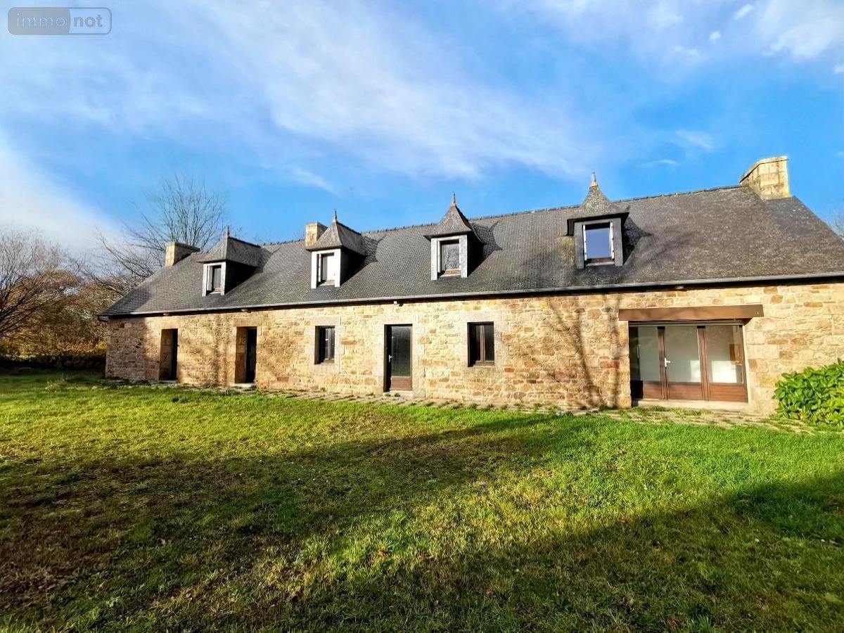 Maison a vendre Bégard 22140 Côtes-d'Armor 156 m2 9 pièces 229300 euros